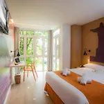 Hotel Casual De Olas
